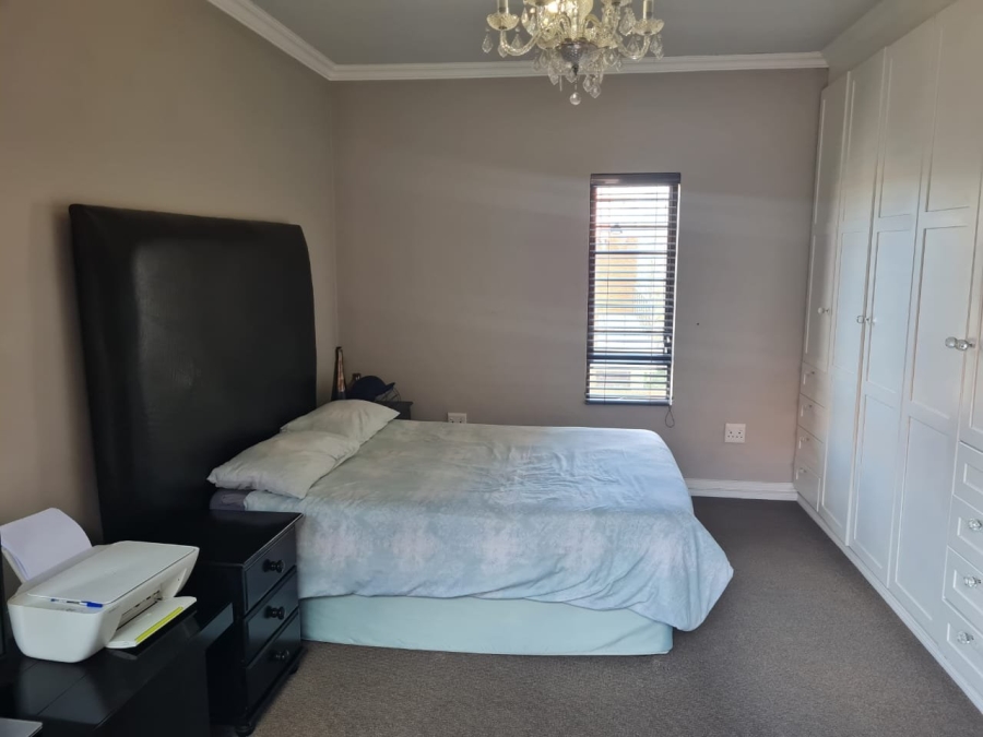 3 Bedroom Property for Sale in Wild Olive Estate Free State